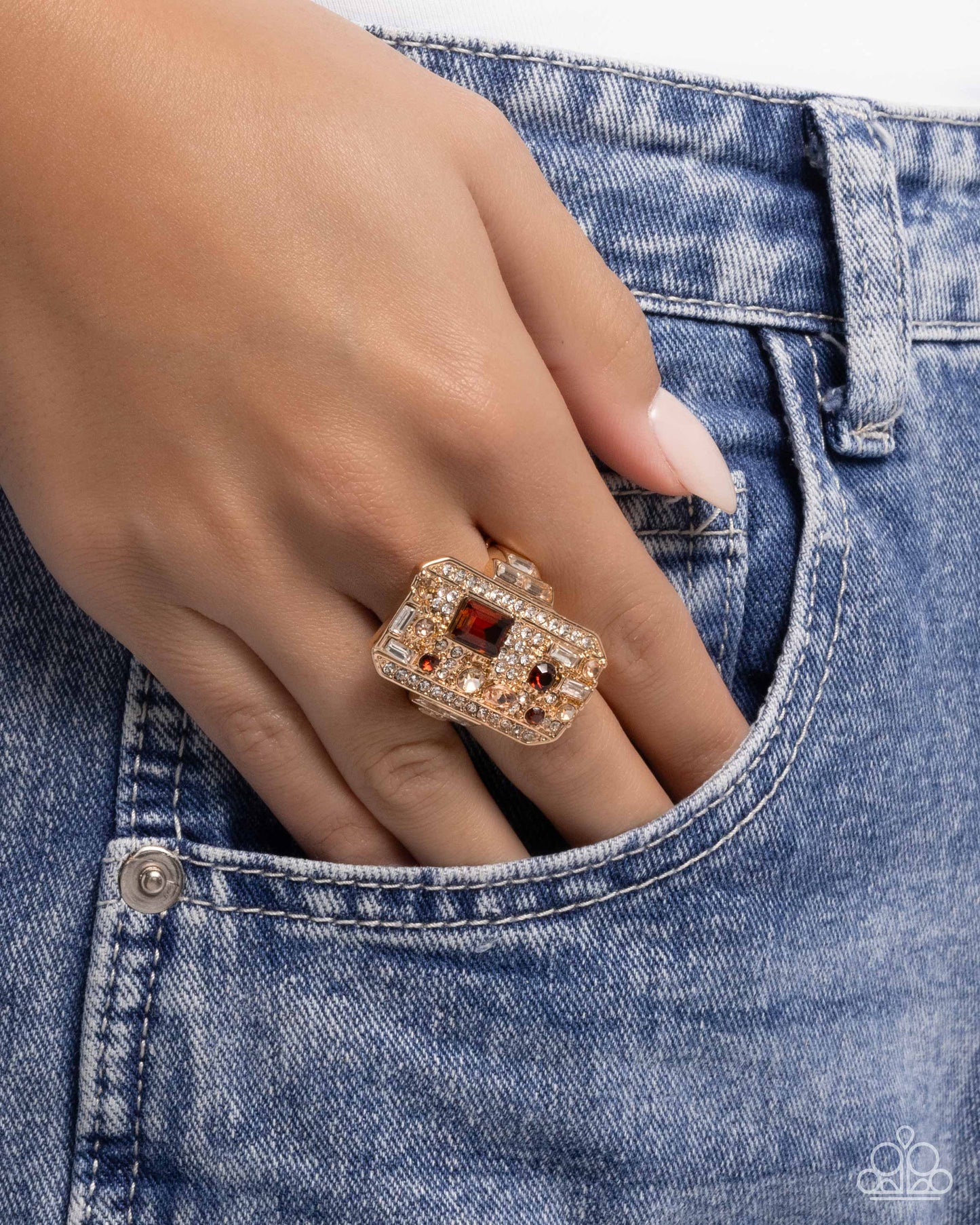 Princess Pattern Brown Ring