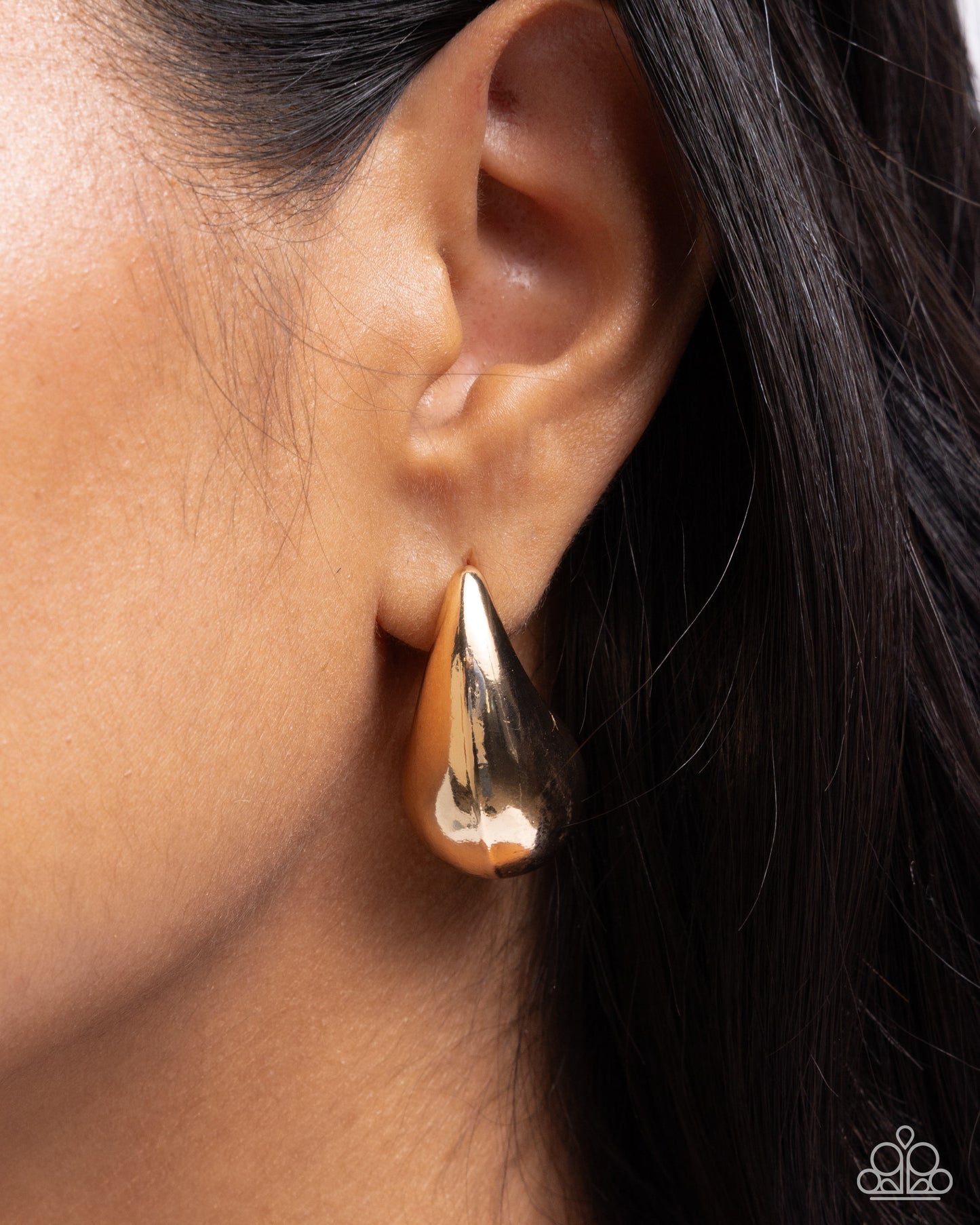 Raindrop Reveal Gold Earrings