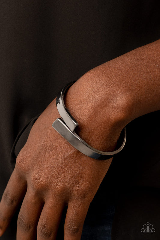 Dare to Flare Gunmetal Bracelet